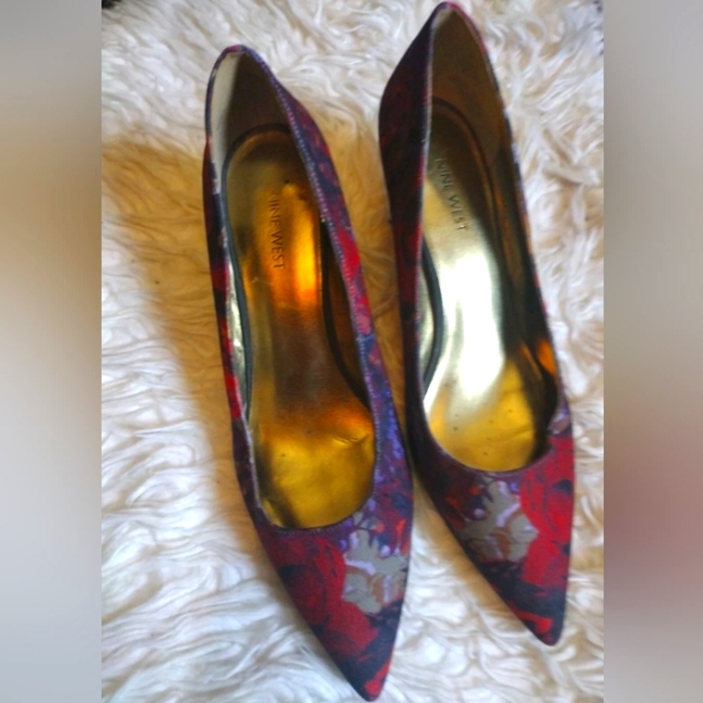 Nine West Margot Floral Heels with Pointed Toe Sz 11
